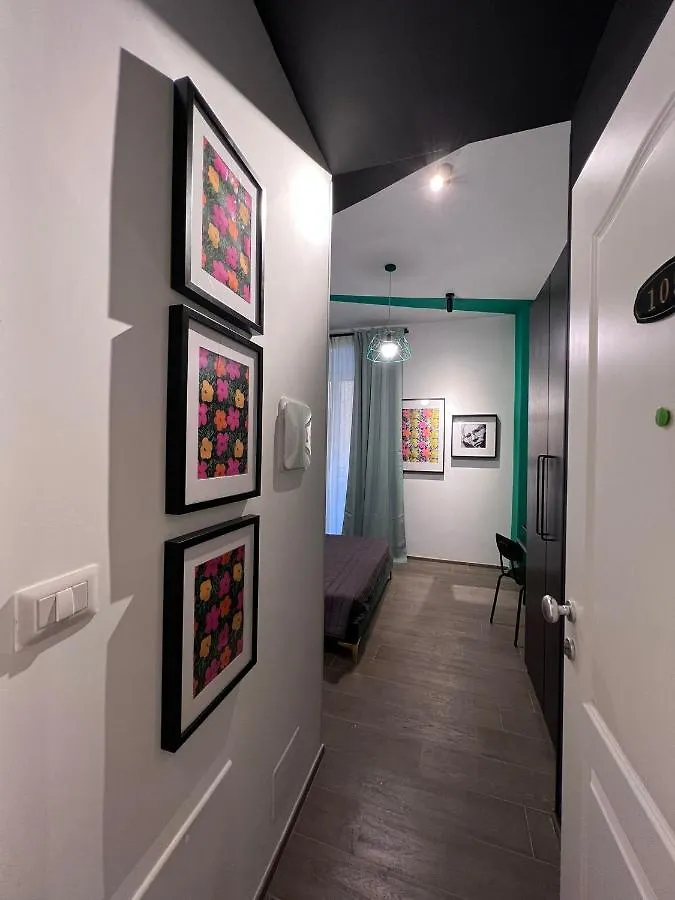 Guest house The B Place Cola Rome Italy
