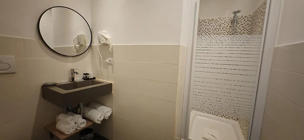Guest house The B Place Cola Rome Italy