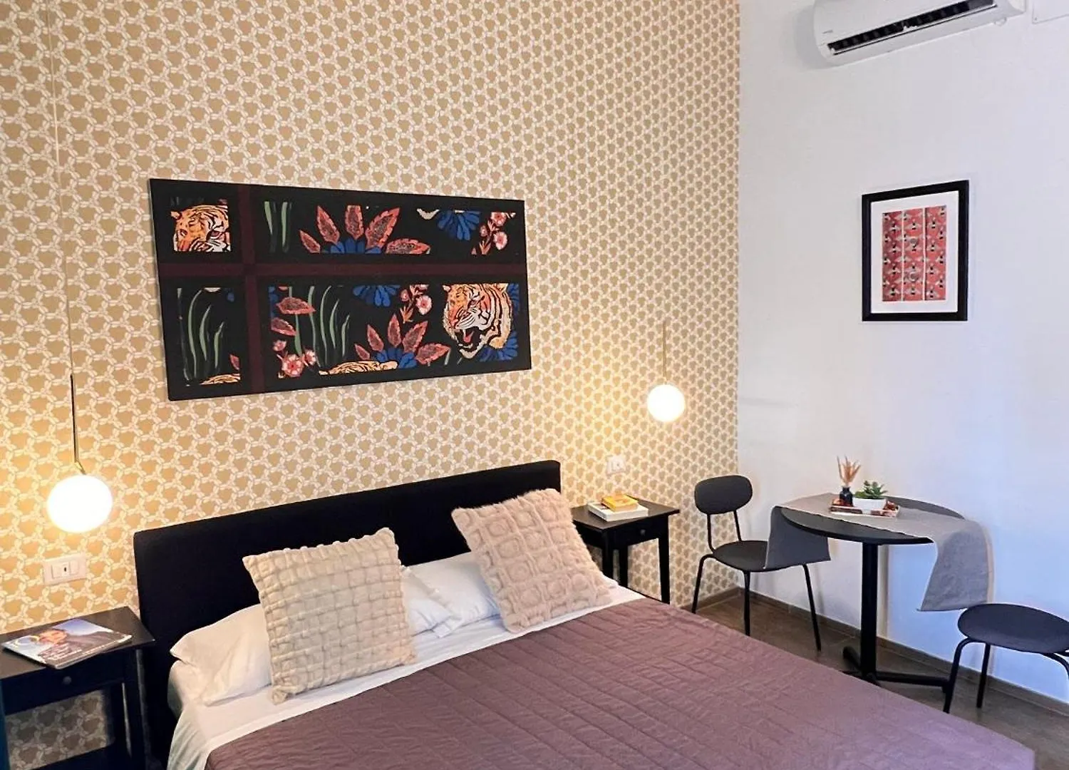 Guest house The B Place Cola Rome