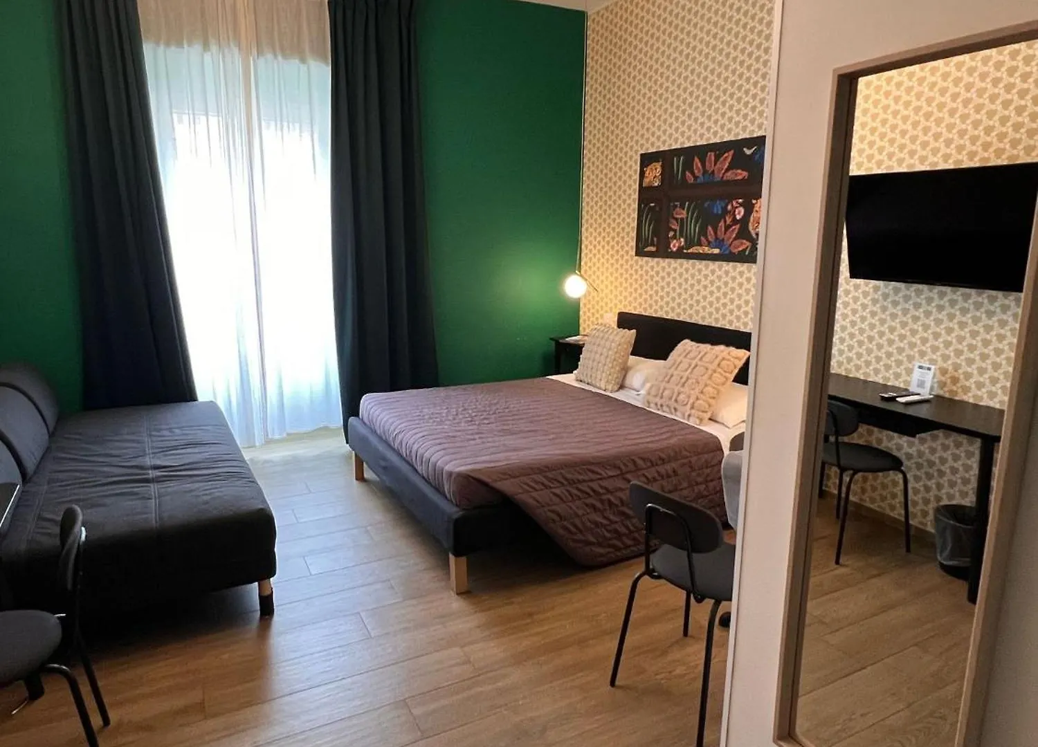 The B Place Cola Rome Guest house