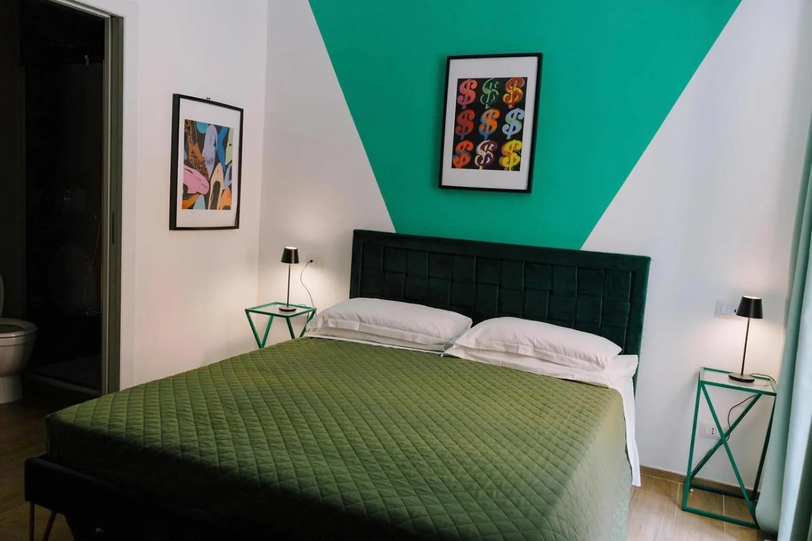 Guest house The B Place Cola Rome Italy