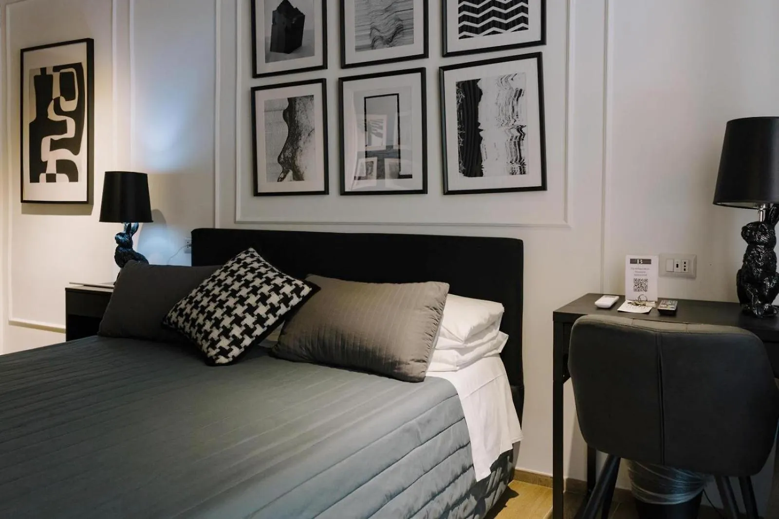 Guest house The B Place Cola Rome