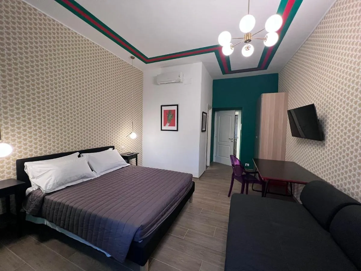 The B Place Cola Roma
